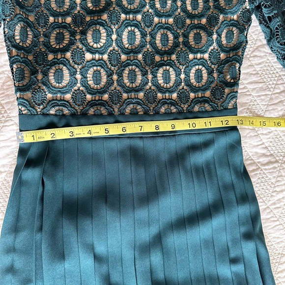 Ivy City Co Teal Lace Long Sleeve Dress - Picture 5 of 8